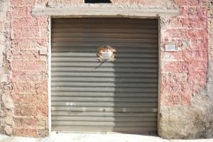 Vecchia bitazione uso deposito/garage