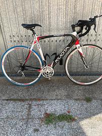 Bici da corsa kuota kredo iin carbonio