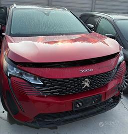 PEUGEOT 3008 PER RICAMBI YH01