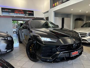 Lamborghini Urus 4,0 benzina 650 cv full full Iva