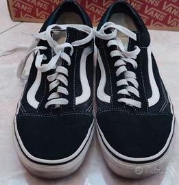 Scarpe Vans da uomo sportive originali numero 43.