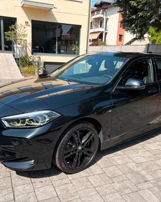 Bmw 118d 5p. Msport F40 auto CERCHI 18" - PELLE -