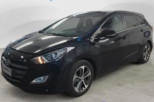 Hyundai i30 Wagon 1.6 CRDi SOLO 120MILA KM!!!!!!!!