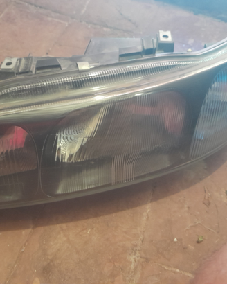 Fanale anteriore parte sinistro volvo s 60