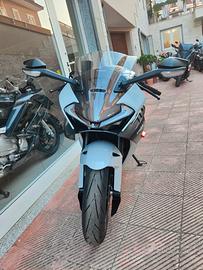 Cf moto 675 sr-r 