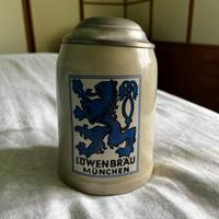 Boccale in ceramica Löwenbräu München con coperchi