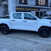 Toyota Hilux 2.4 D-4D 4WD 4 porte Double Cab Comfo