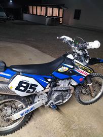 indistruttibile Suzuki drz 400
