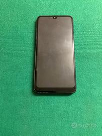 telefono cellulare LG Q60