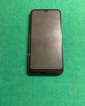 telefono cellulare LG Q60