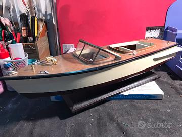 Motoscafo Riva
