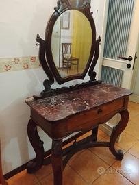 mobile antico 