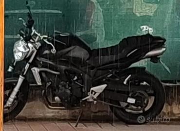 Yamaha FZ6