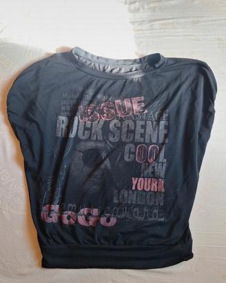 Maglietta oversize nera con dettagli