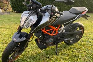 Ktm duke 125