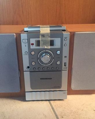 Lettore LG radio/CD/Cassette/MP3 con telecomando