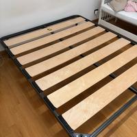 Rete matrimoniale doghe in legno