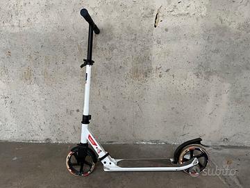 Monopattino Decathlon Oxelo mid età 9-15 anni