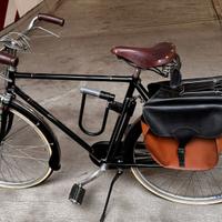 Bici vintage Taurus nera – Brooks originale