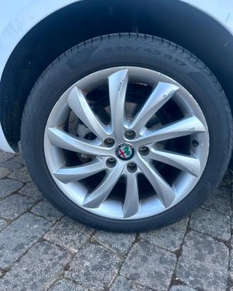 Cerchi in lega Alfa Romeo Giulietta 17