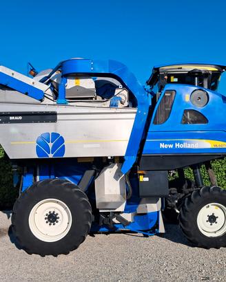 Vendemmiatrice semovente New Holland VL 6070
