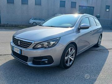 Peugeot 308 BlueHDi 130 S&S EAT8 SW Allure
