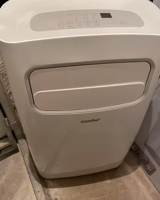 Condizionatore Comfee con telecomando