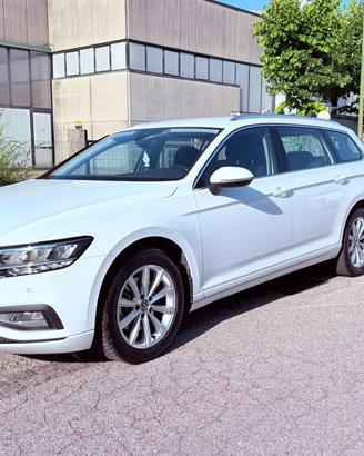 Volkswagen Passat Variant 2.0 TDI SCR EVO Executiv