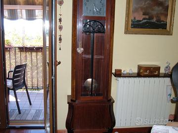 ANTICO OROLOGIO A PENDOLO