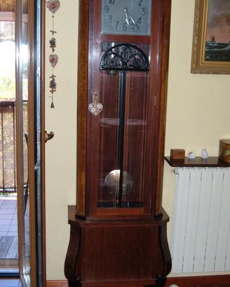 ANTICO OROLOGIO A PENDOLO