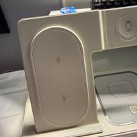 Stazione di ricarica 3-in-1 wireless