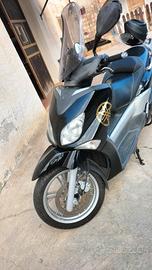 scooter Yamaha xcity 