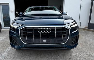 Audi Q8 45 TDI quattro tiptronic Sport