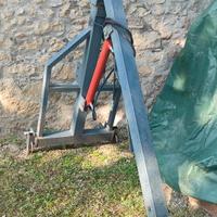 Gru con attacco a 3 punti per trattore