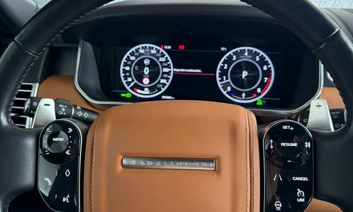 Range Rover Vogue SV autobiography V8