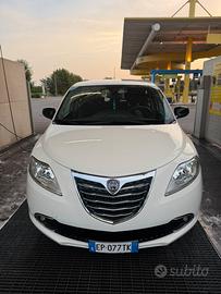 Lancia ypsilon 1.3 multijet 2013