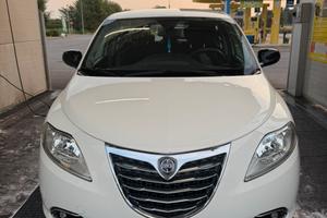 Lancia ypsilon 1.3 multijet 2013