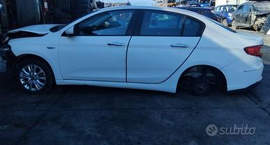 RICAMBI USATI AUTO FIAT Tipo berlina 5p 843A1000 B