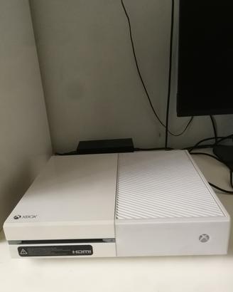 Xbox one 500gb bianca + controller Nacon