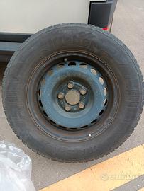 CERCHIO CON PNEUMATICO 235/65/R16C  per VW CRAFTER