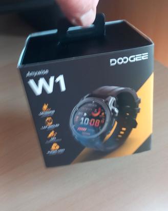 orologio smartwatch  Doogee