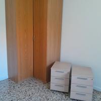 armadio angolo ikea e due cassettiere ufficio