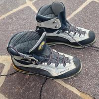 scarpone da ghiaccio La Sportiva