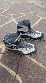 scarpone da ghiaccio La Sportiva