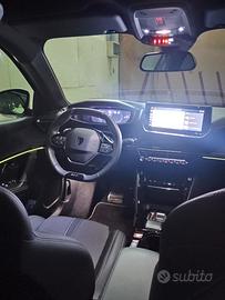 come nuova  con soli 9500 km