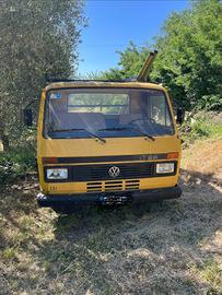 Autocarro Volkswagen LT28 anno 1988