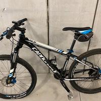 Mountain Bike CANNONDALE