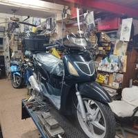 Honda Sh 150 del 07/2004 con soli 29000 km 
