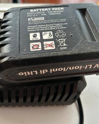 Batteria e caricabatterie trapano