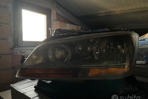 Faro sinistro Fiat idea